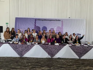 Presentan movimiento “Por ella por todas” en apoyo a Claudia Sheinbaum