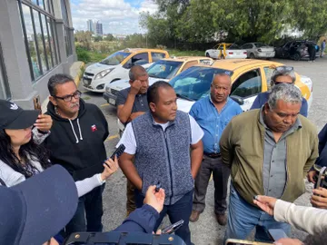 Taxistas de Pachuca piden tarifa de 50 pesos