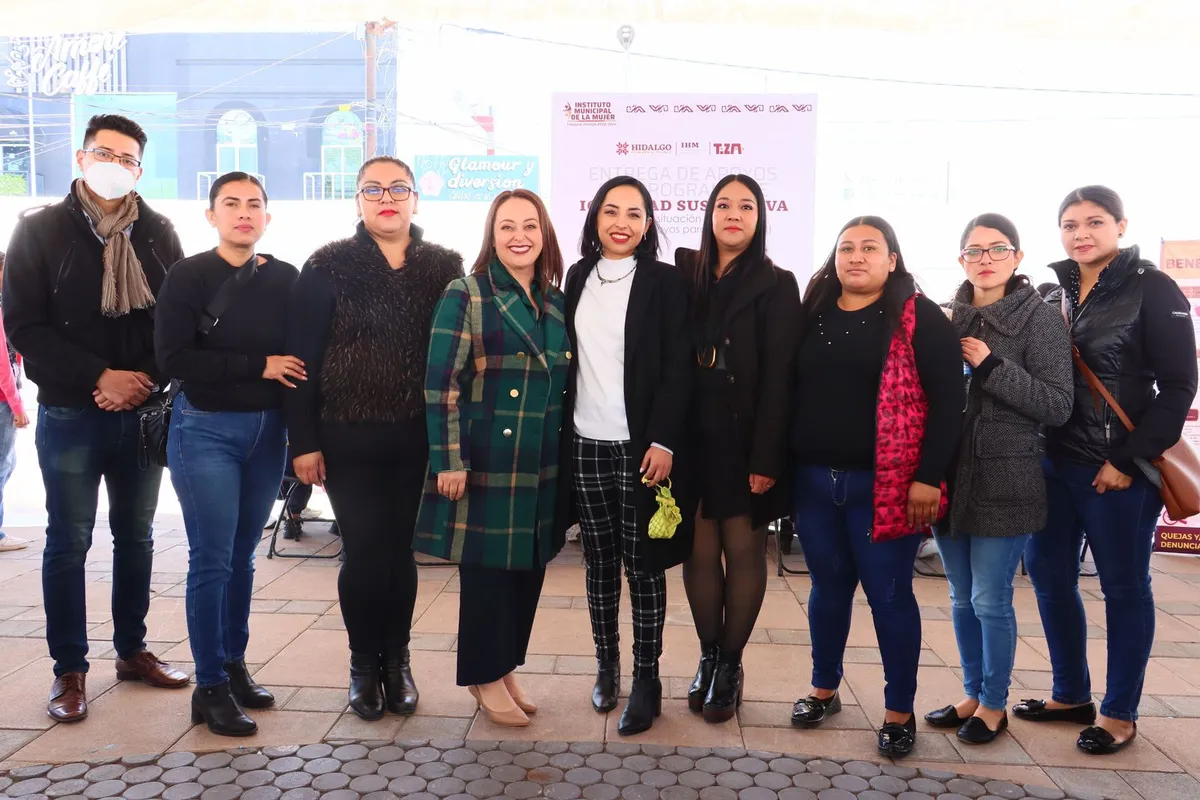 Tizayuca: Entregan apoyos de 3 mil pesos a mujeres