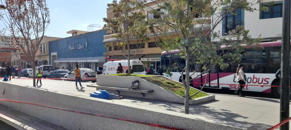 Reportan a hombre sin vida en el Reloj Monumental de Pachuca