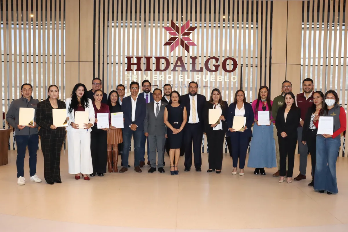 Convenio de Hacienda de Hidalgo moderniza cobro de predial en 16 municipios.