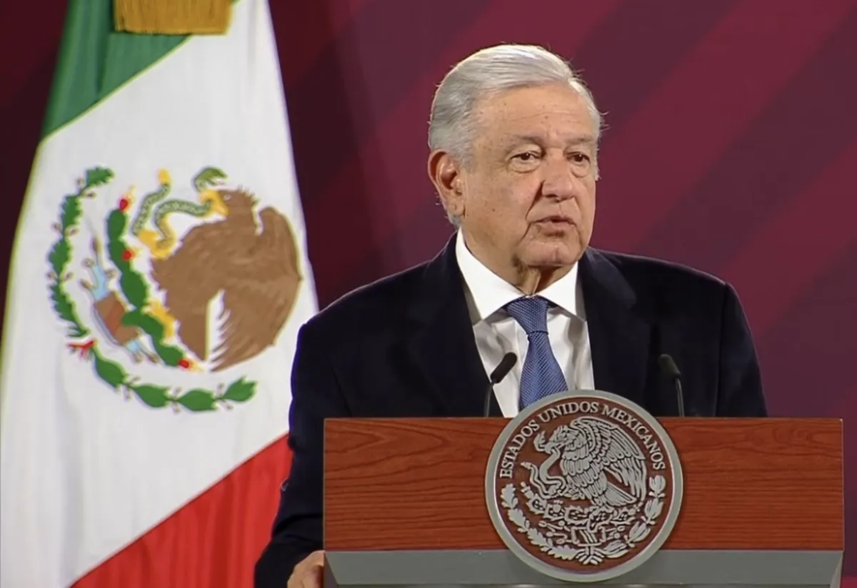 AMLO celebra elección por sorteo de consejeros del INE