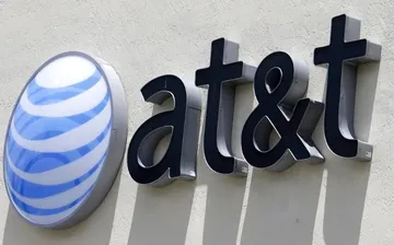 Televisa y Grupo Fintech acuerdan compra de AT&T por 2 mil millones de dólares