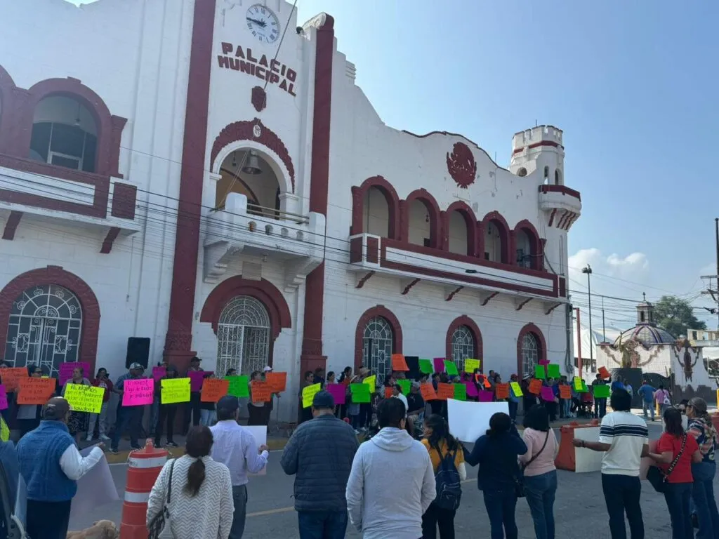 Protesta en Francisco I Madero paraliza labores municipales