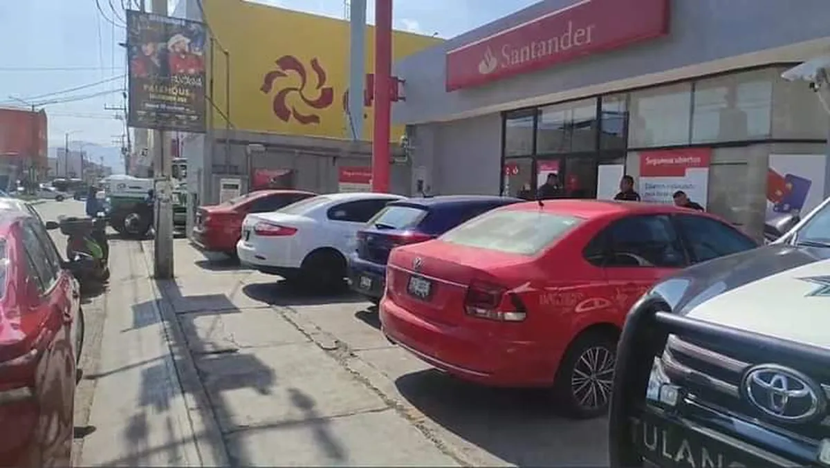 Roban banco en Tulancingo y se llevan más 2 millones de pesos