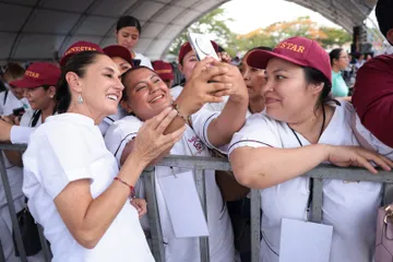 Claudia Sheinbaum inaugura ampliación de área de hemodiálisis en IMSS Villahermosa