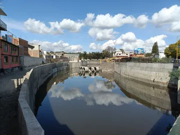 Descargas municipales provocan 70% de contaminación en río Tula 