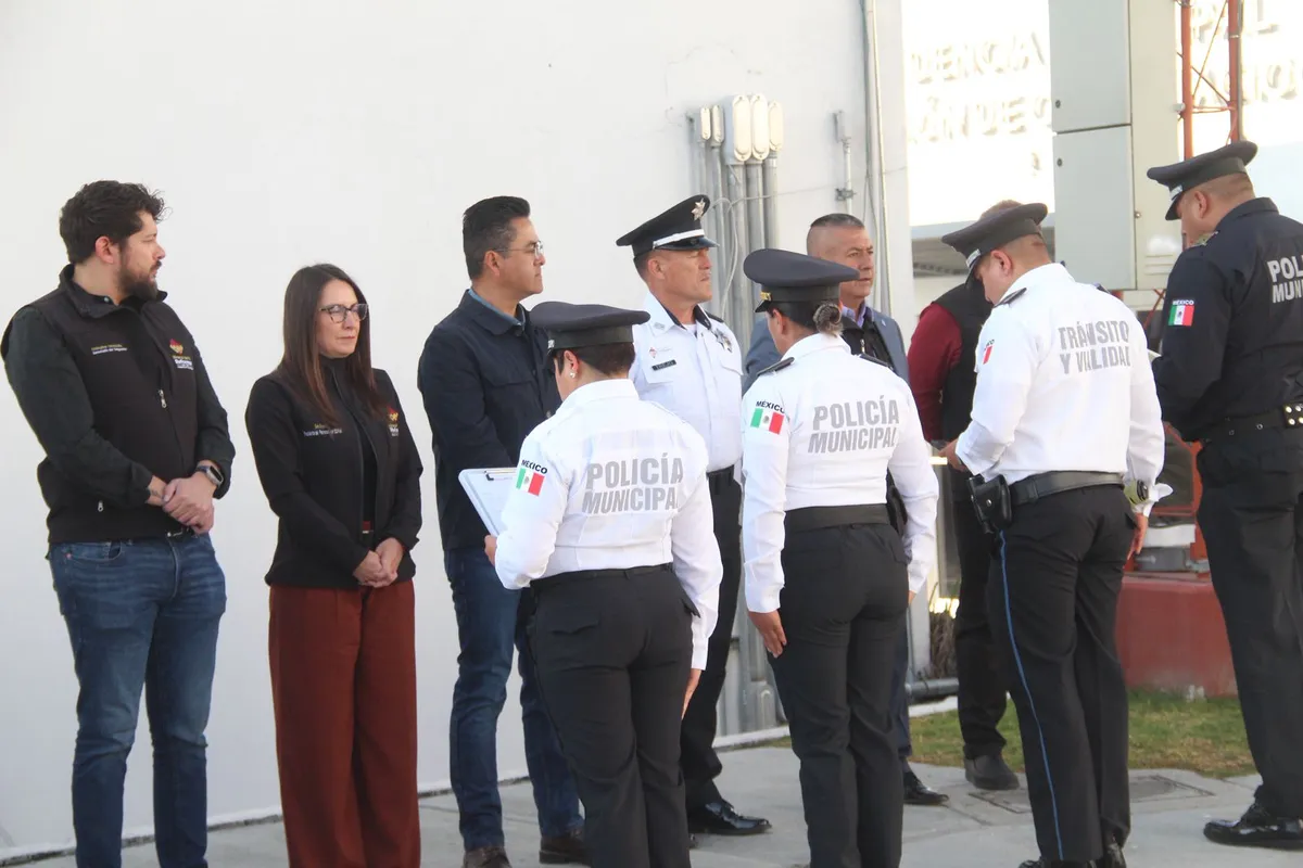 Entregan equipo táctico a Seguridad Ciudadana en Mineral de la Reforma
