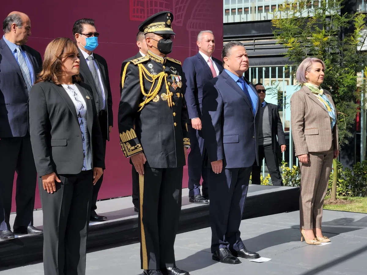 Julio Menchaca encabeza ceremonia de Gesta Heróica de los Niños Héroes