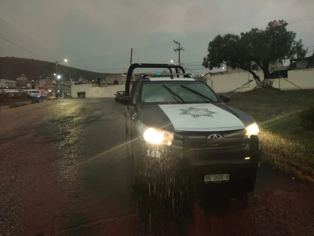 Lluvia y granizo activan alerta de emergencia en Mineral de la Reforma