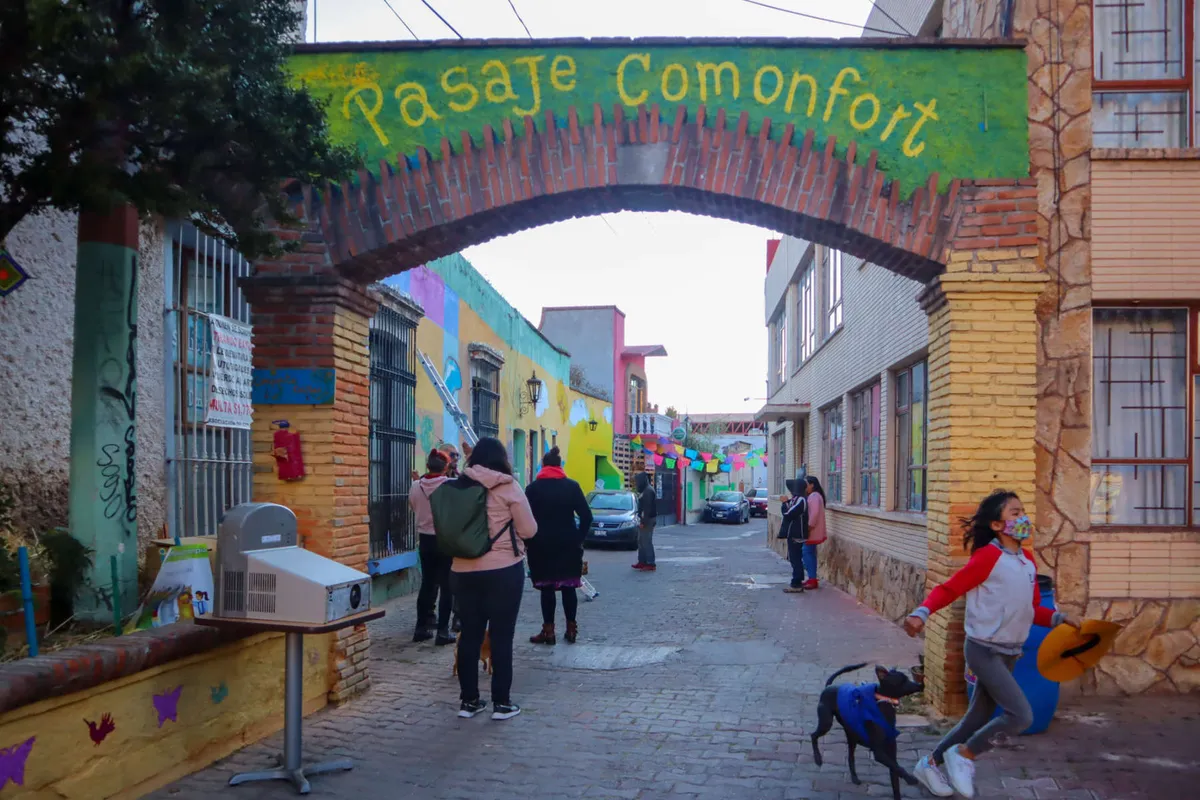 Con un festival cultural buscan reactivar el Pasaje Comonfort