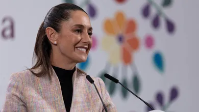 Salud Casa por Casa supera las 2.2 millones de consultas médicas; Sheinbaum y secretarías abordan salud, seguridad y economía.