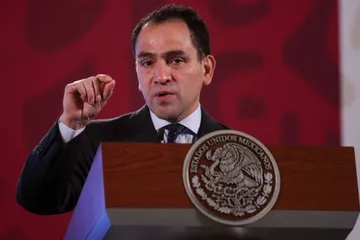 Aprueban empresarios a Arturo Herrera para gobernador del Banco de México