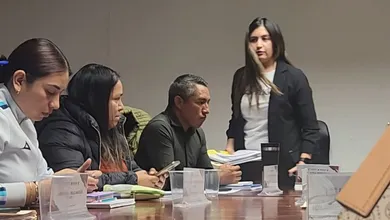 La alcaldesa de Cardonal abandonó la sesión extraordinaria en medio de reclamos por transparencia en obra pública.