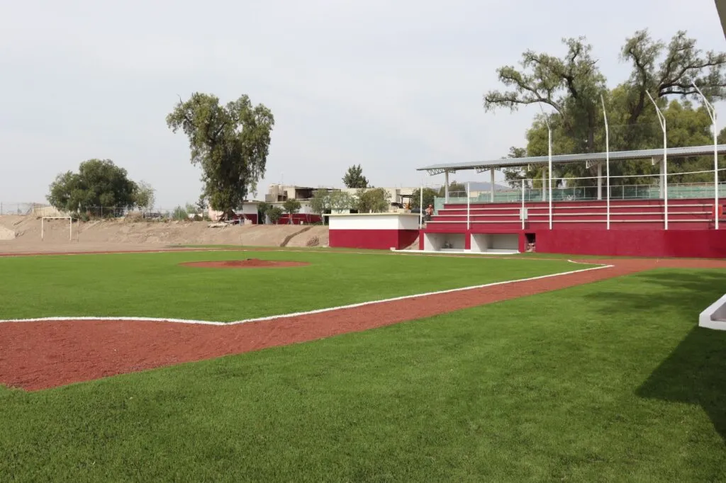 Modernizan teatros, centros culturales y deportivos en Hidalgo