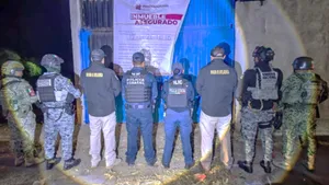 Cateo y aseguramiento de hidrocarburo en Tula