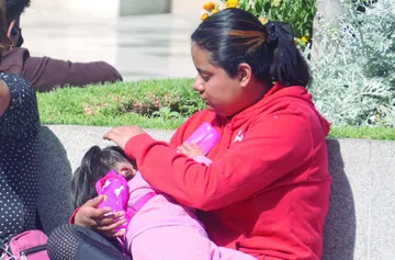 En 2021, mil 807 niñas y jóvenes se convirtieron en madres: Inegi