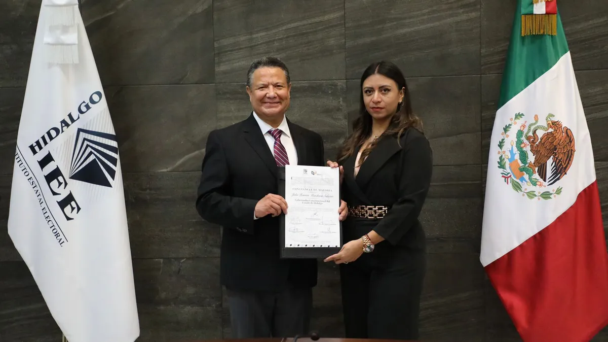 Elecciones Hidalgo 2022: entregan constancia de gobernador electo a Julio Menchaca