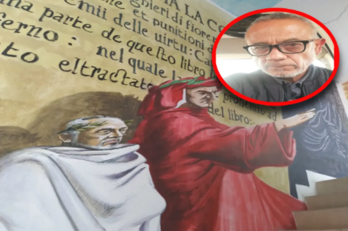 Mural de la Divina comedia en la Caasa de Cultura Ricardo Garibay, donde el director de cultura Omar Roldán incluyó un autoretrato