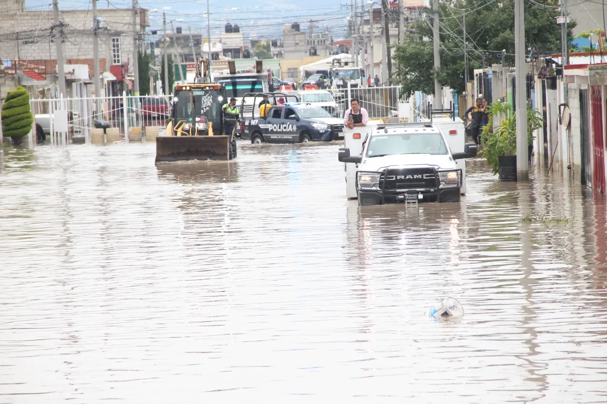 Inundación en Los Tuzos deja casi 2 mil evacuados y 470 viviendas afectadas