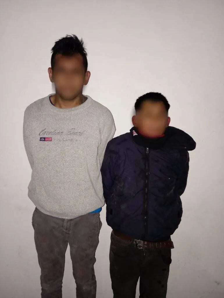 Detienen a dos hombres en Mineral de la Reforma