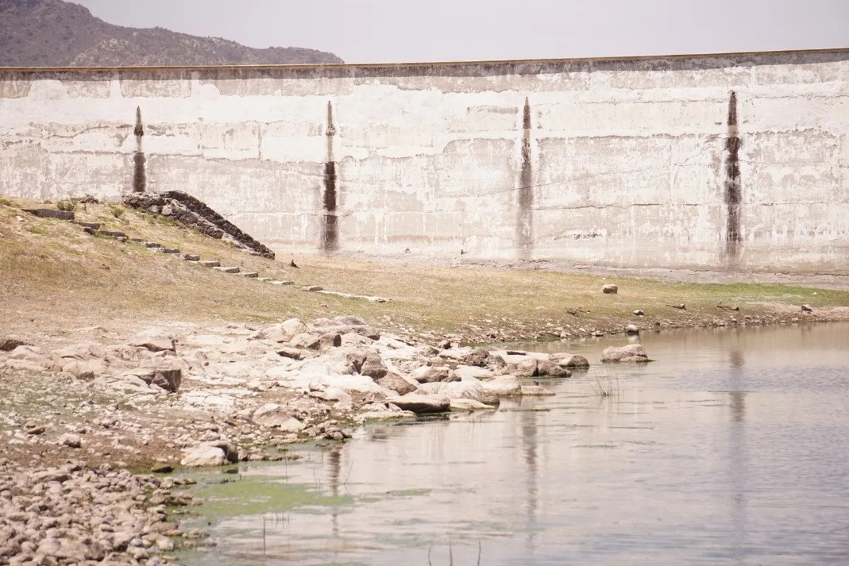 Actividad pesquera en riesgo por bajos niveles en presas de Hidalgo