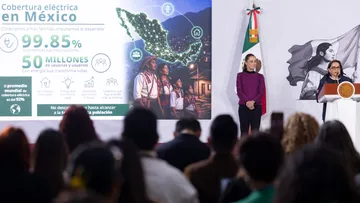 La CFE promete cobertura eléctrica de 99.9% para 2028 con más de 45 mil obras e inversión de 21 mil millones de pesos para beneficiar a miles de comunidades.