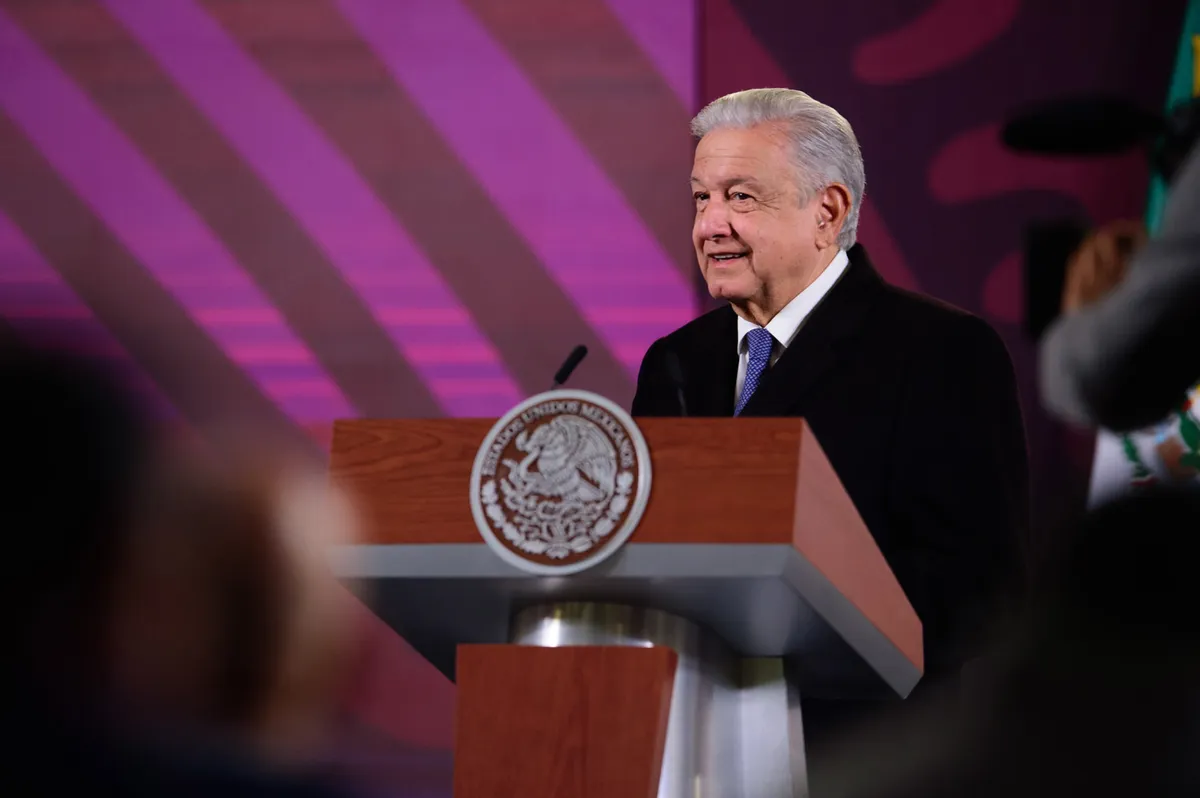Ninguna ley está por encima de la autoridad política: AMLO