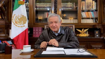 AMLO va al hospital, aseguran que a revisión de rutina