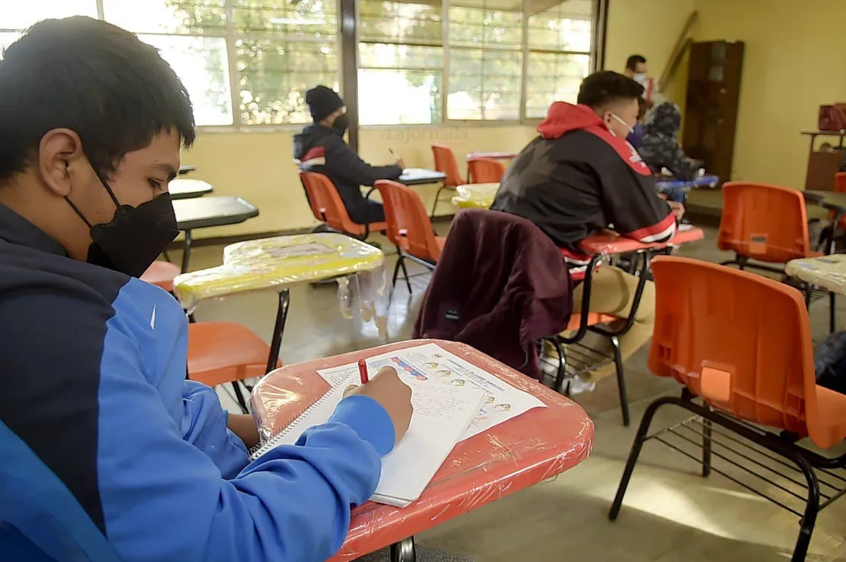 Cierran tres escuelas en Hidalgo por Covid