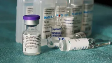 Vacuna Pfizer: EU da aprobación total al biológico