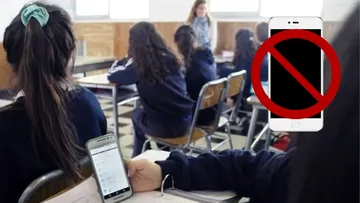 Estudiantes queretanos inician clases sin celulares tras la nueva prohibición en escuelas del estado.