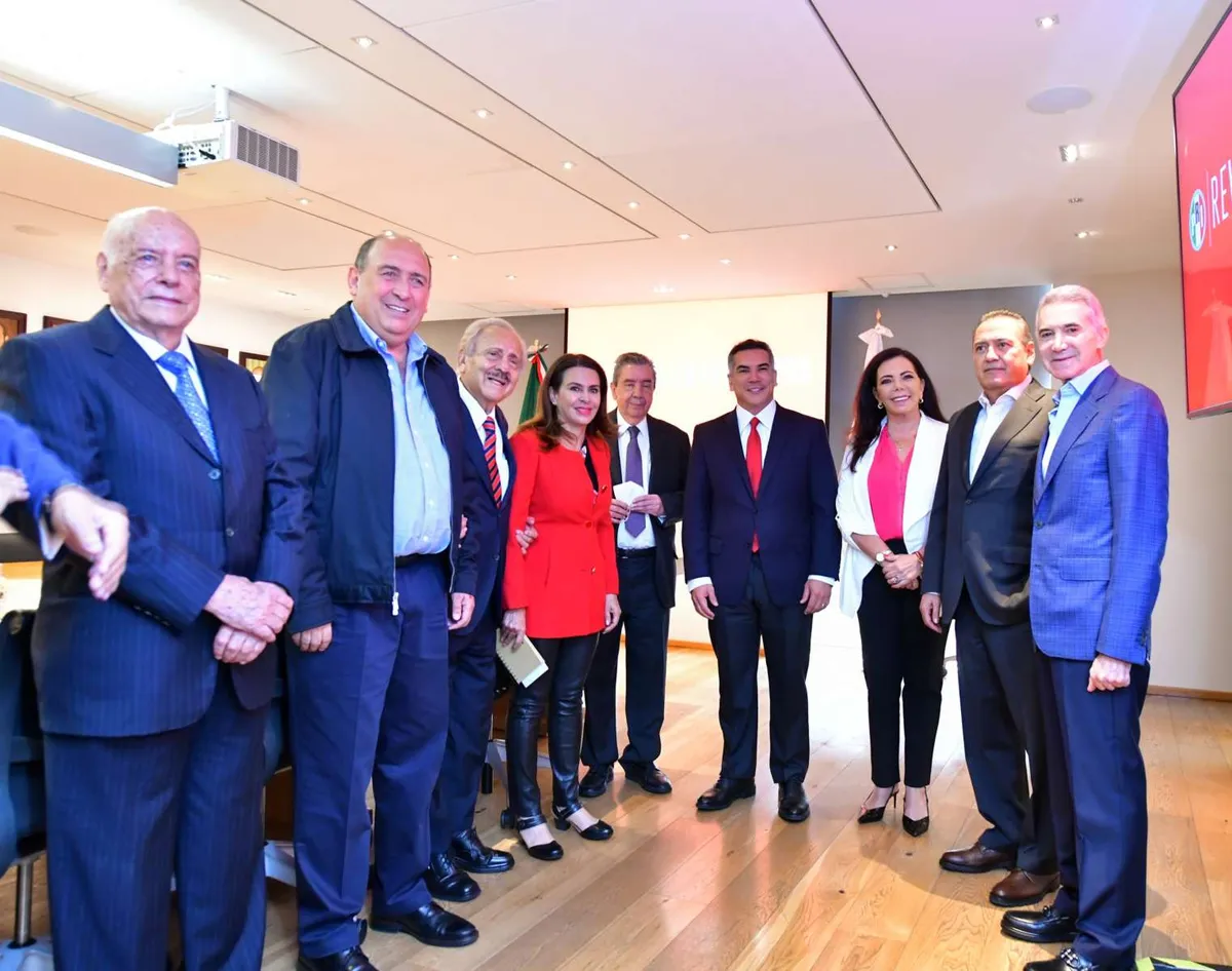 Tras reunión con exdigientes del PRI, Alejandro Moreno confirma que no dejará el tricolor