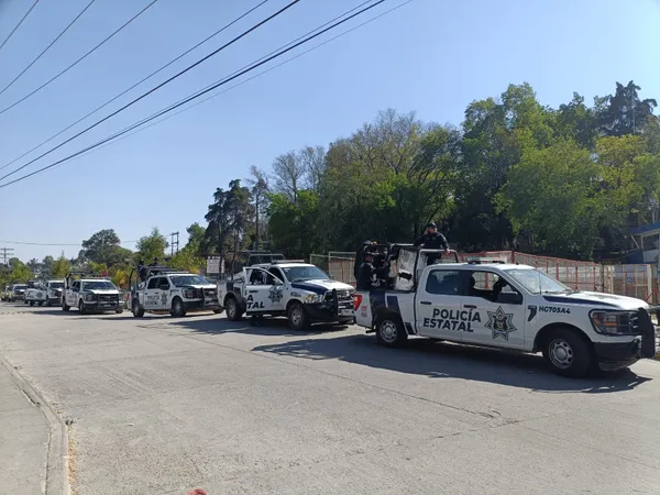 33 detenidos por operativo en Cruz Azul