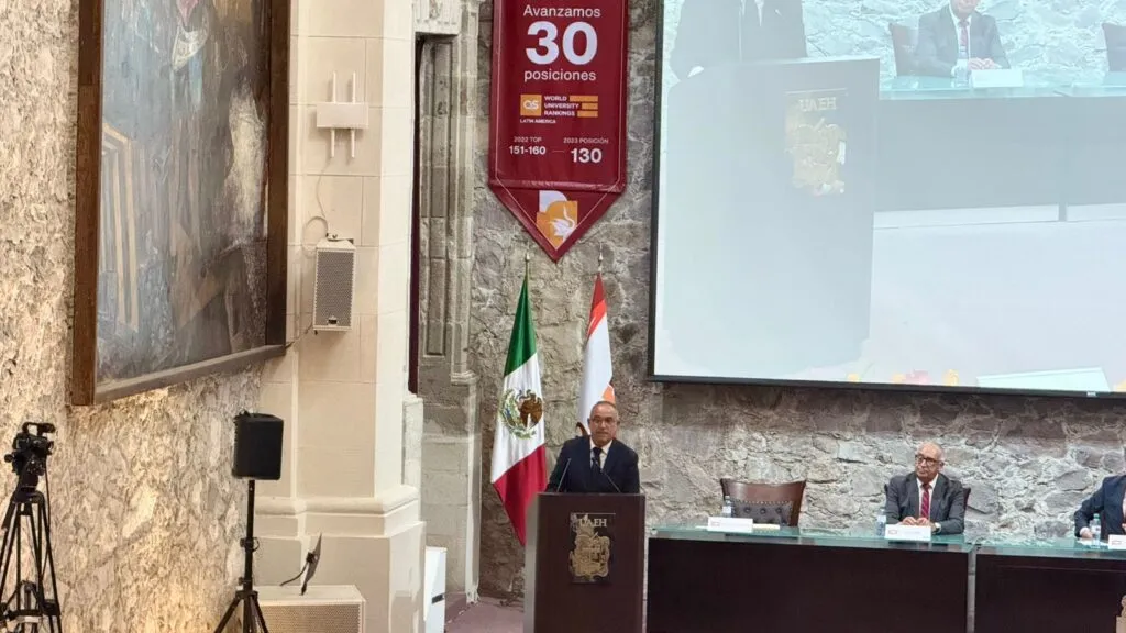 Vicente Martínez asume dirección artística de la OSUAEH