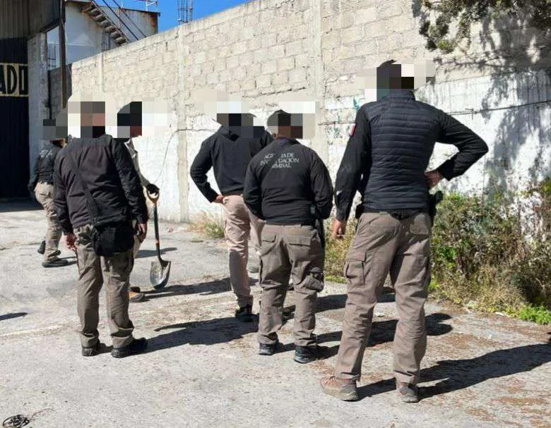 Descubren huachitúnel en Hidalgo: mil litros de hidrocarburo decomisados