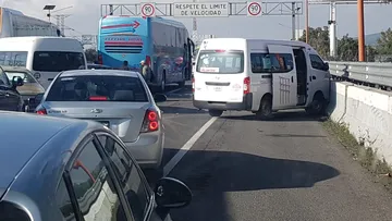 Choque en la México-Pachuca deja 17 heridos; tráiler se quedó sin frenos