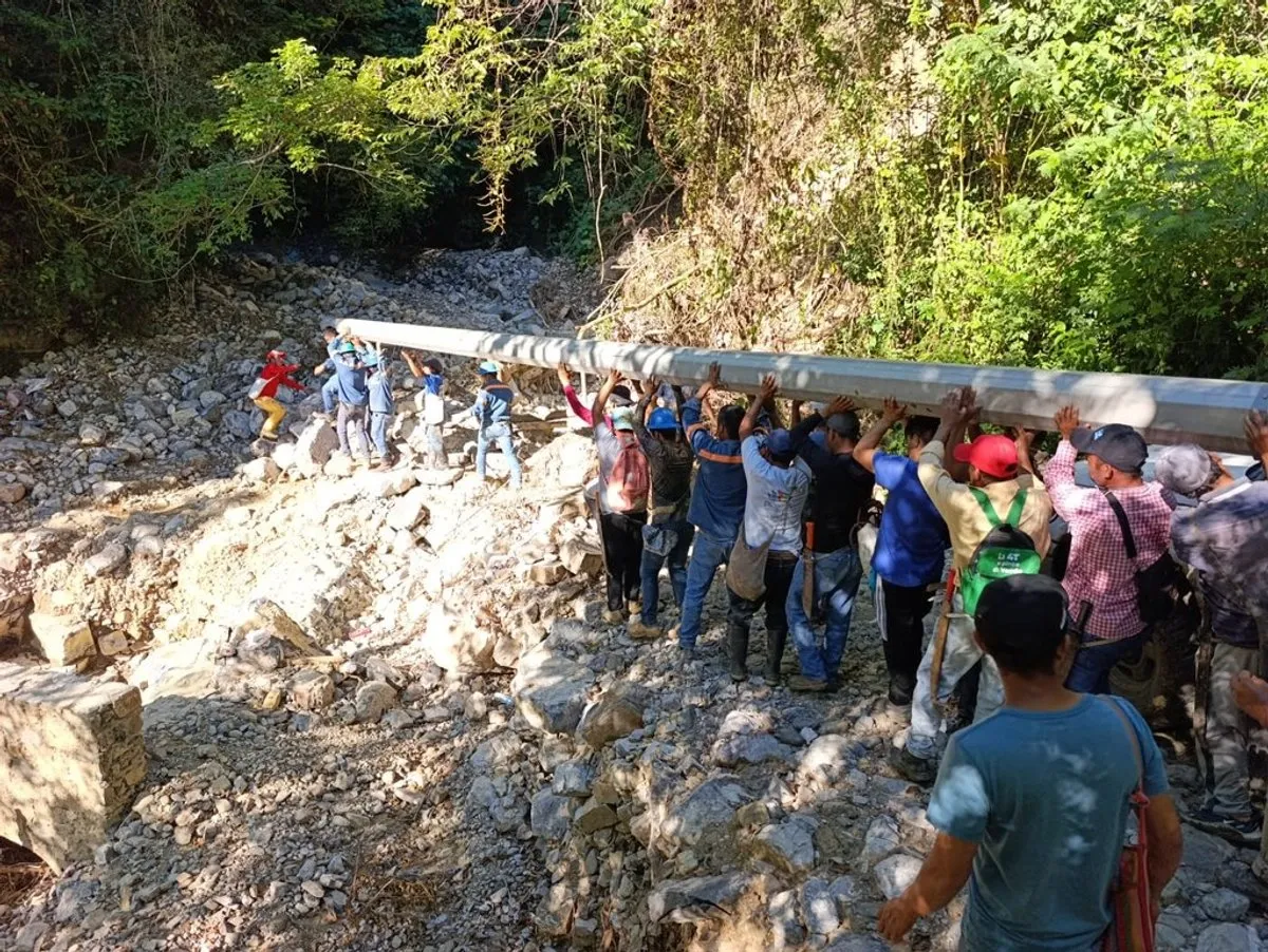 cfe restablece servicio