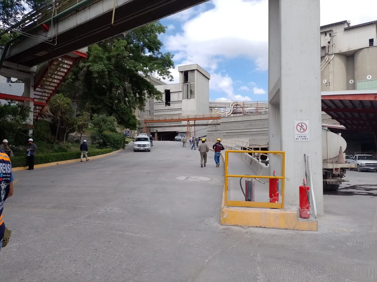 Cruz Azul: CFE deja sin energía eléctrica a la Cementera