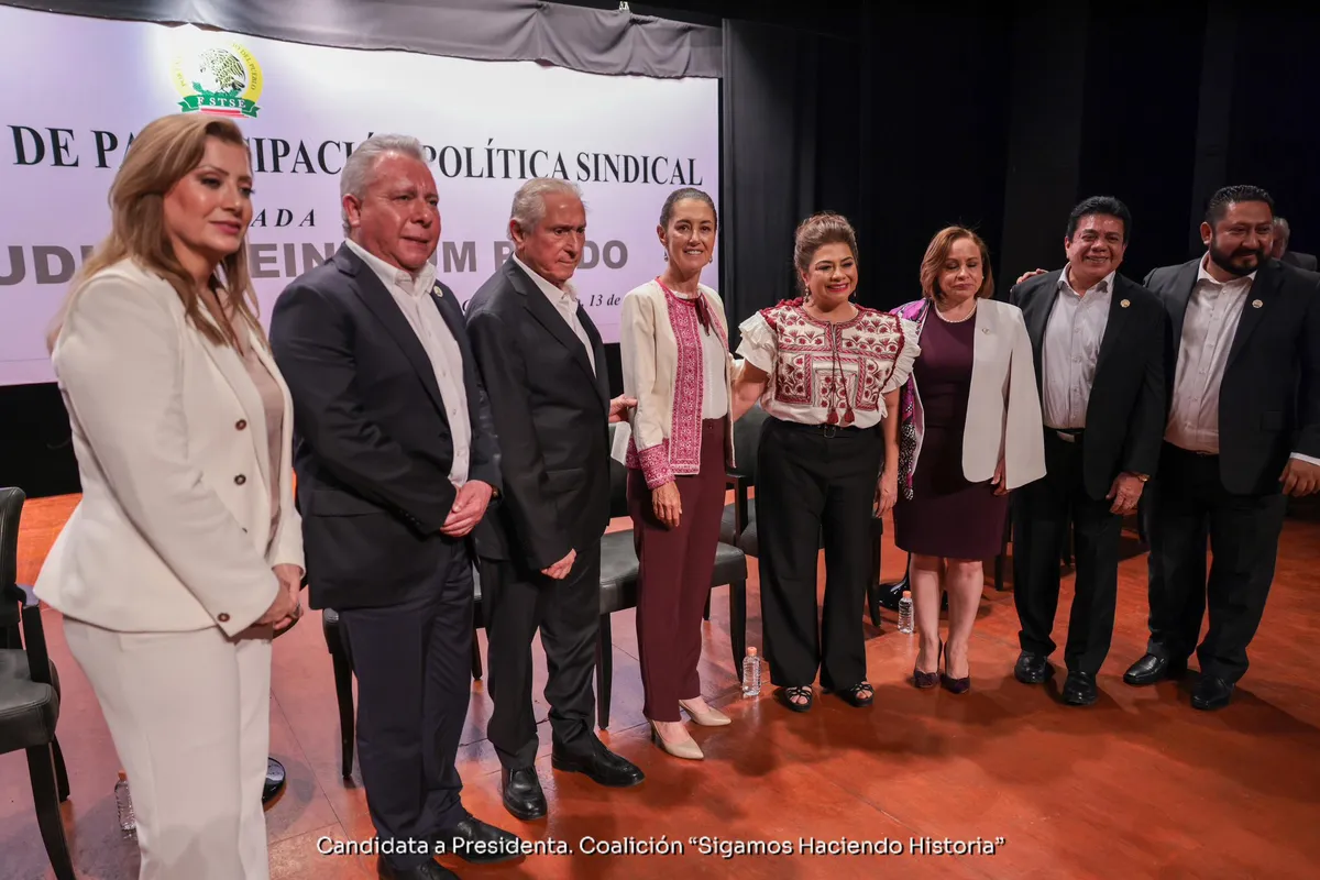 Claudia Sheinbaum se reúne con representantes sindicales