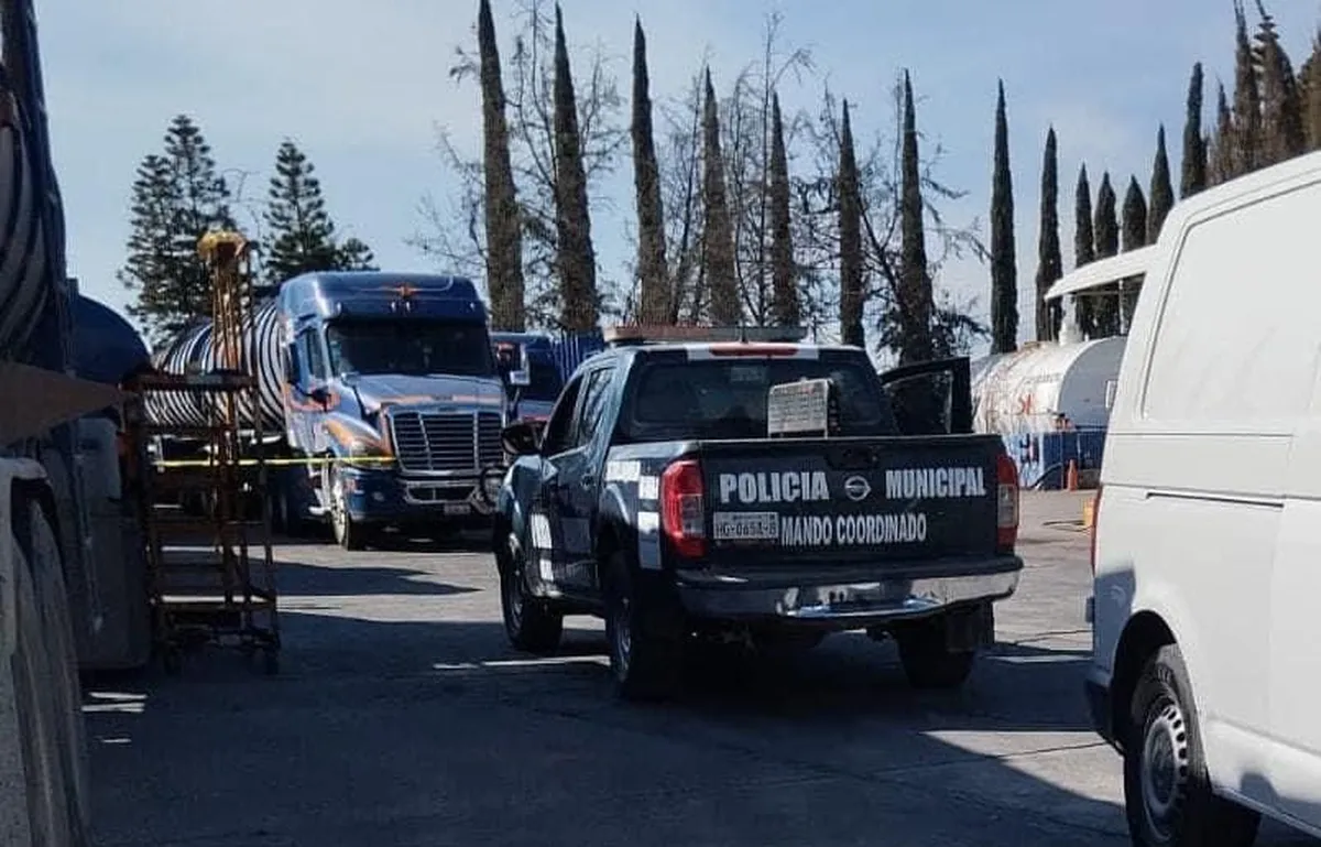 Atitalaquia: Conductor de tráiler pierde la vida