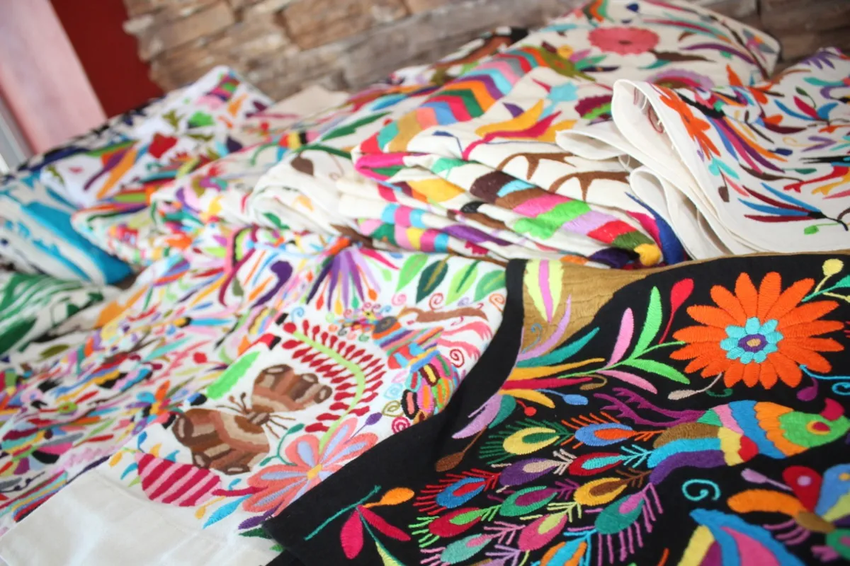 Realizarán el 14° concurso de bordados de Tenango de Doria