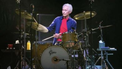 El baterista de los Rolling Stones, Charlie Watts, murió el martes en Londres a los 80 años, anunció su agente Bernard Doherty,