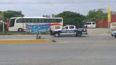 Huejutla: chófer queda atrapado en llantas de autobús