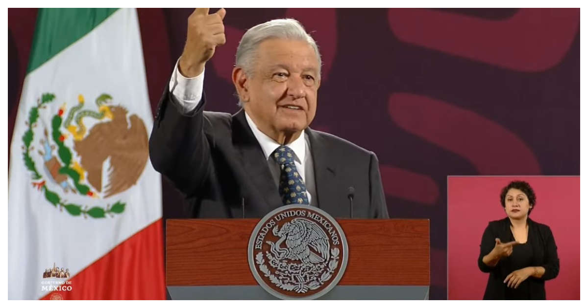 AMLO pide a la prensa a estar con el pueblo y celebra que algunos no evitaron la transformación