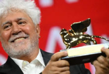 León de Oro para ‘La habitación de al lado’, de Pedro Almodóvar