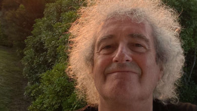 Brian May, guitarrista de Queen sufre "leve derrame cerebral"